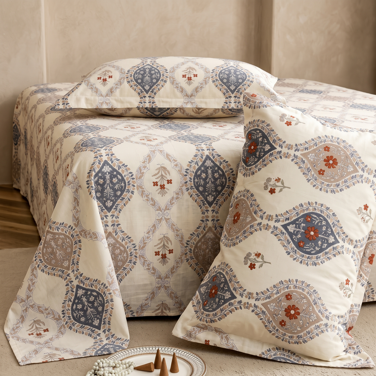 Nuvinor™ Single Bedsheet 60x90 Inch with 1 Pillow Cover - Floral Damask Design