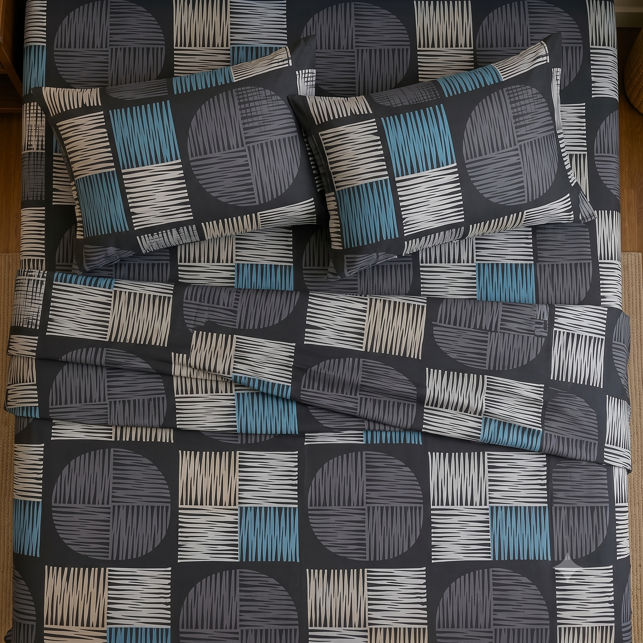 Nuvinor™ Premium Geometric 90X100 Inch Cotton Blend  Bedsheet with 2 Pillow Covers